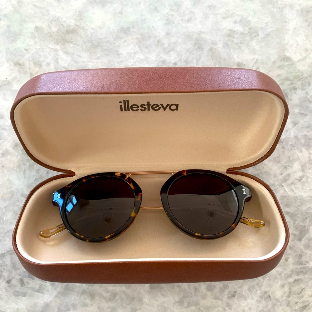 Illesteva Tortoiseshell Round Sunglasses with Dark Lenses